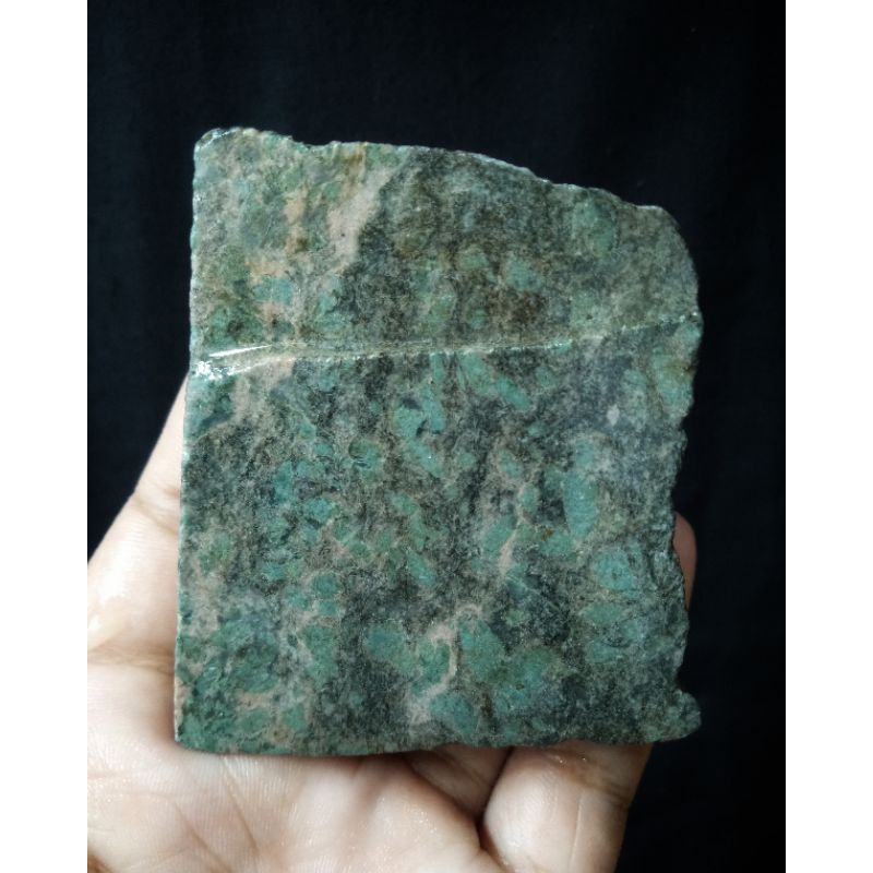 Rough Bahan Pirus Papua