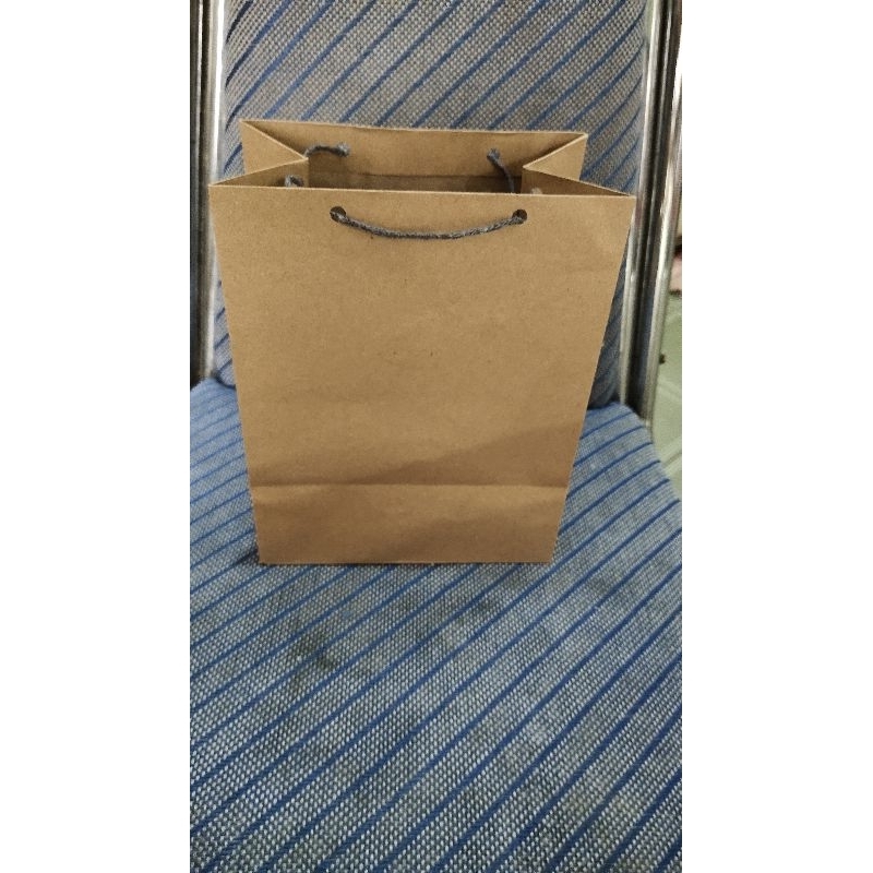 

Tas Kertas ukuran R5