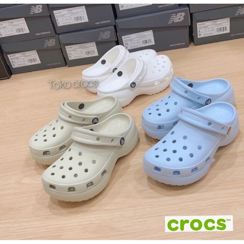 Crocs Platform clog / Crocs Classic Clog Platform / Sandal Wanita Crocs / Crocs Wanita