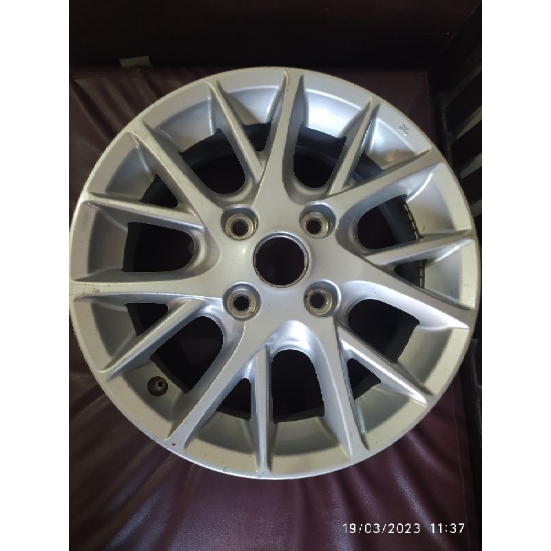 cuma 1 pcs velg standart oem original Nissan Grand livina Hws