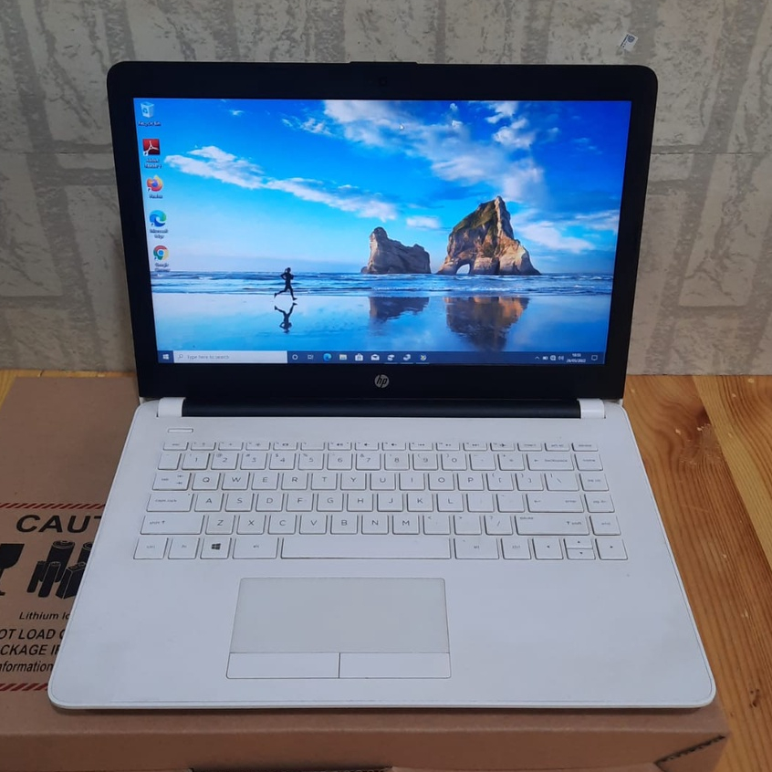 Laptop HP 14 - BW016AU, Amd A9-9425, Vga Amd Radeon R5, Ram 4GB, HDD 1Tb