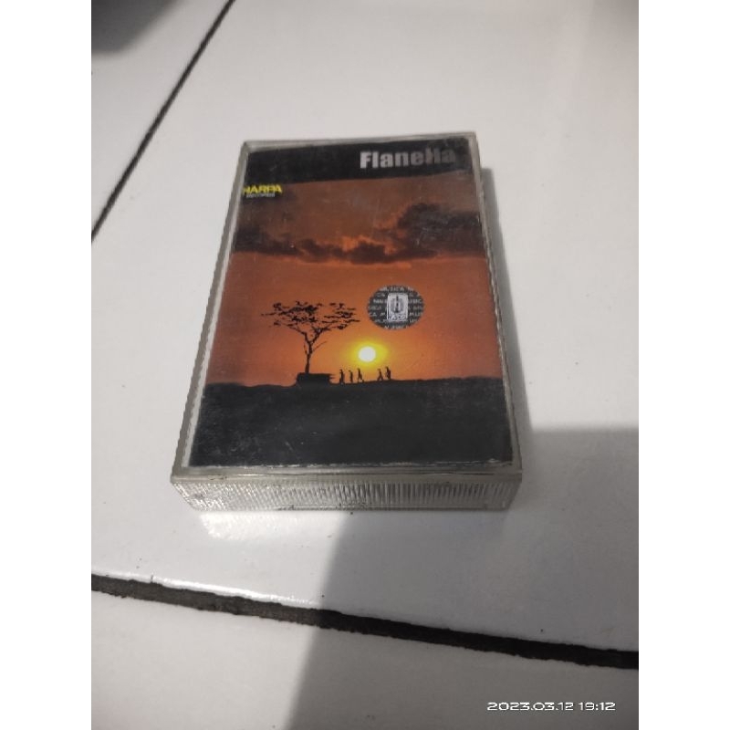 kaset pita flanella