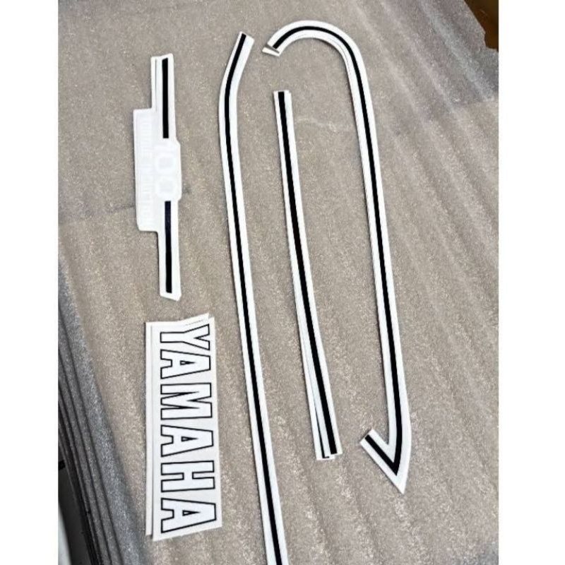 Striping Yamaha RS100 | lis stiker bodi stiker Rs 100