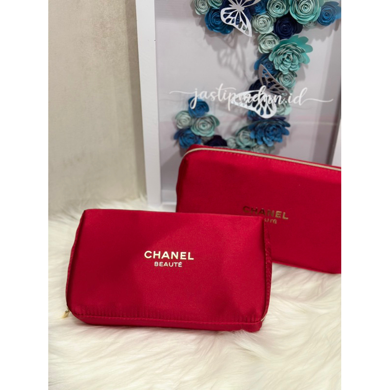 Chanel Makeup Pouch red