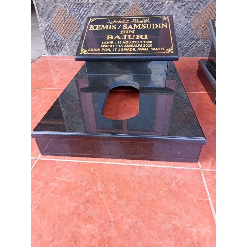 batu nisan / kijing makam / Maesan