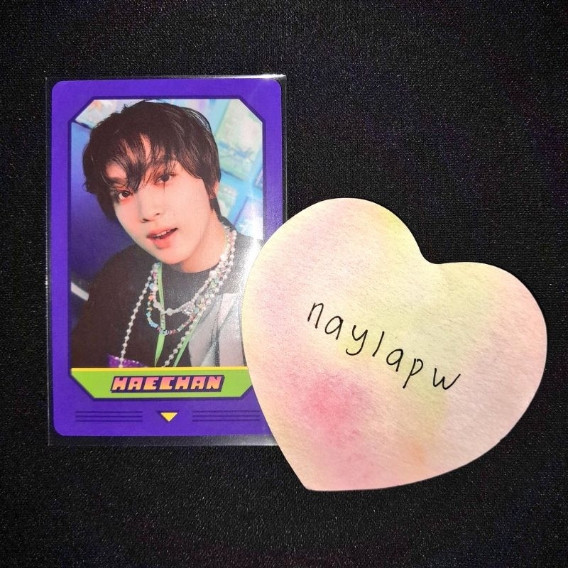 haechan matching card game