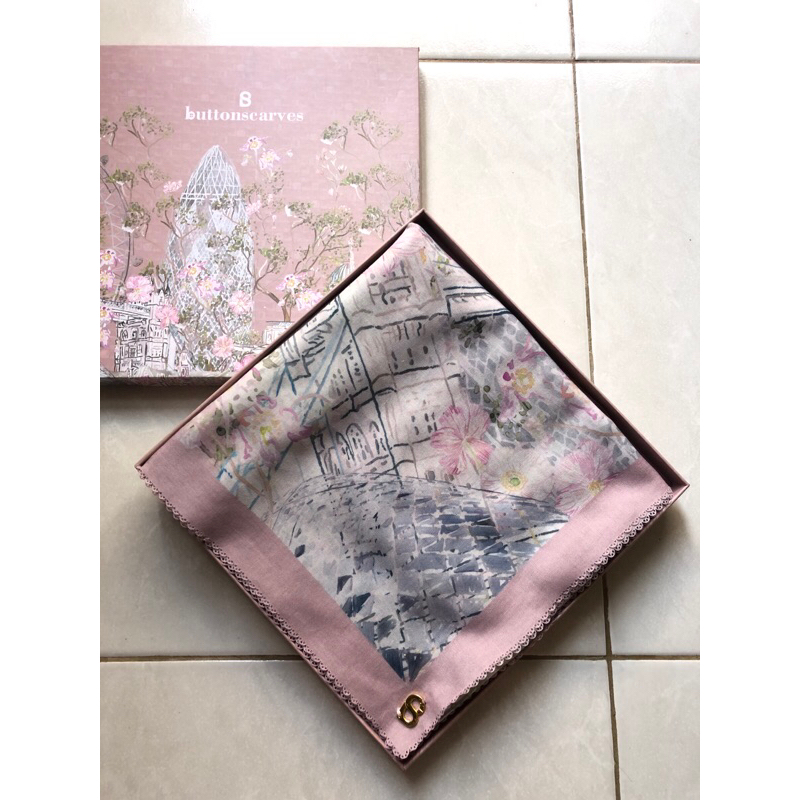 BUTTONSCARVES British Voal Preloved