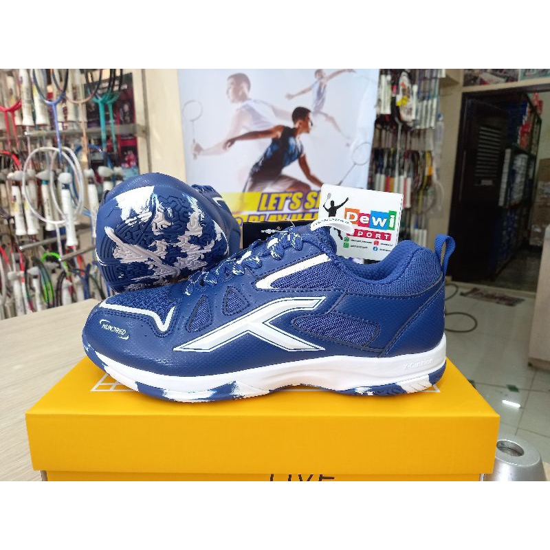 New Sepatu Olahraga Badminton HUNDRED XOOM II