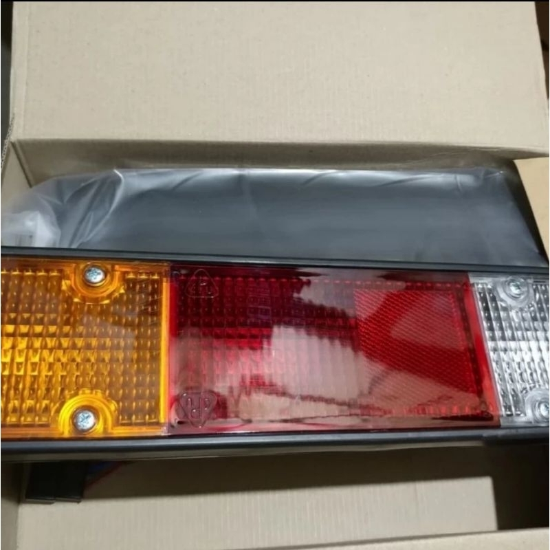 lampu stop L300 new lampu rem L300 new stop lamp L300 new lampu belakang L300 new 1 set
