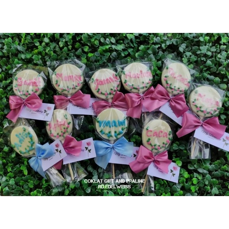 

COKLAT GIFT AND PRALINE CUSTOM NAMA