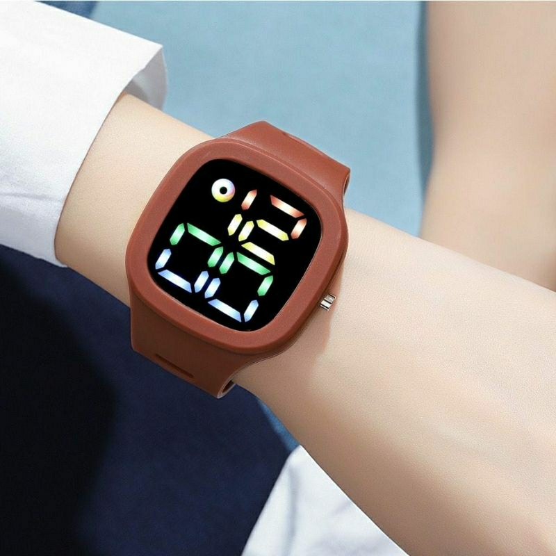 Jam Tangan LED Digital Pria Wanita Rubber Tahan Air Electronic Fashion Couple