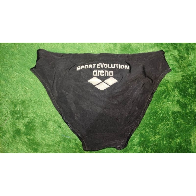 Celana renang segitiga lycra ketat atlet pria