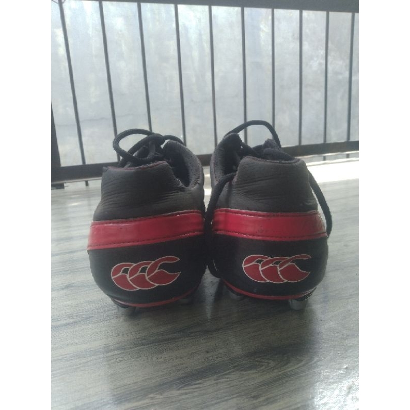 sepatubola Canterbury second