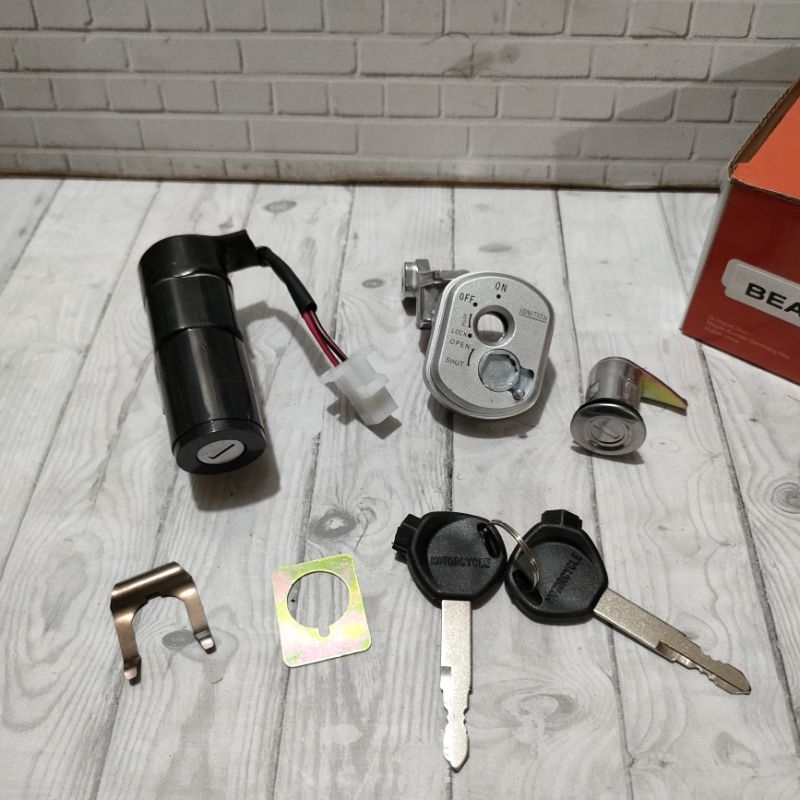 kunci kontak assy set komplit plus kunci jok motor BEAT Karbu Lama