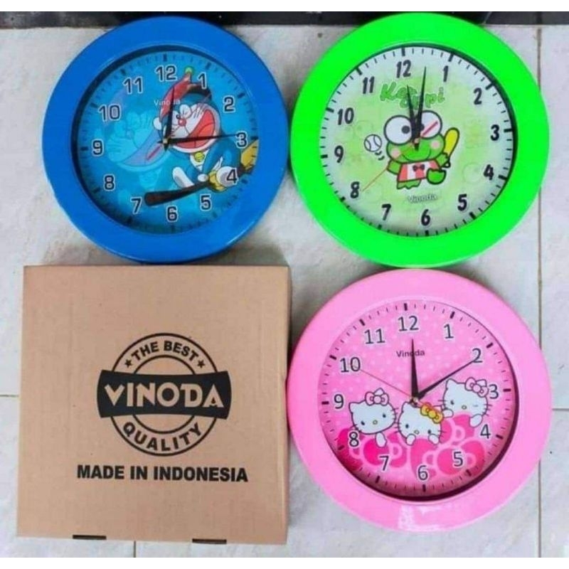 Jam dinding vinoda karakter