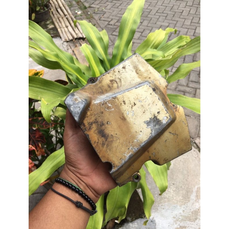 Tutup Gear Depan Honda GL Pro Series CDI Original Bekas Copotan Motor Second 2nd