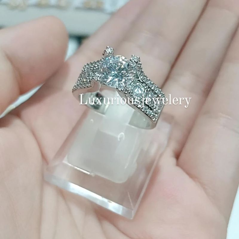 Cincin mewah Rhodium Cubic zircon premium