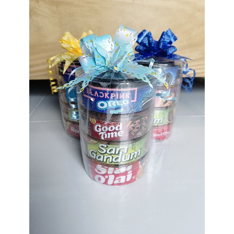 

Paket Parcel 4 Toples Premium