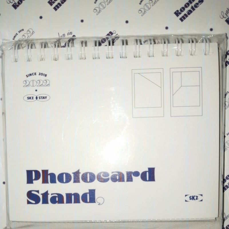 PHOTOCARD STAND STRAY KIDS SEASON GREETING 2022