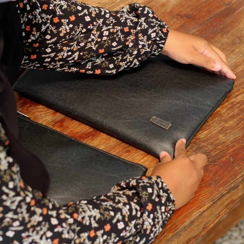 Clutch MJ Rumah Warna