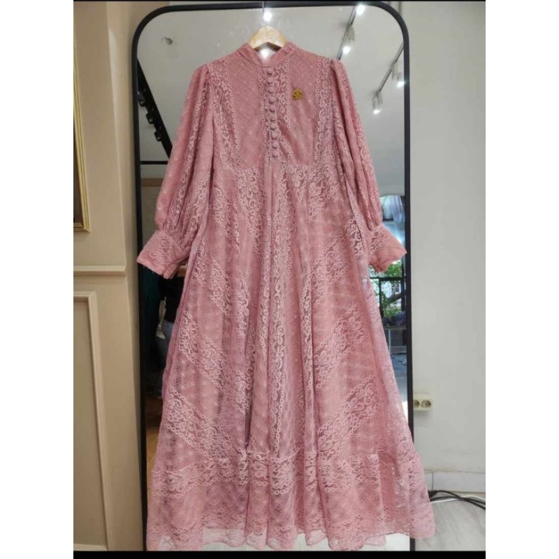 Dress brocade import by shella saukia