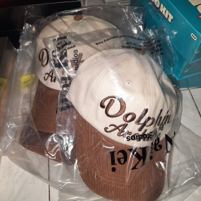 READY STOCK - TOPI DOLPHIN ARCHIVE V