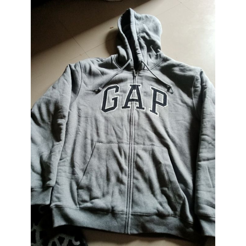 SWEATER GAP ZIPPER