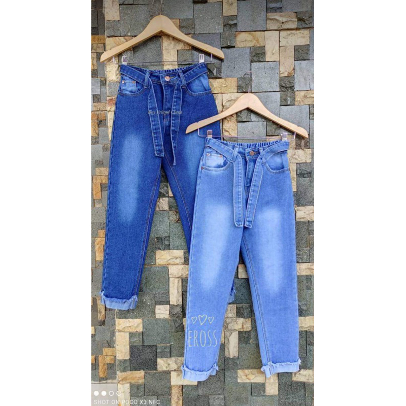 Celana anak tanggung perempuan