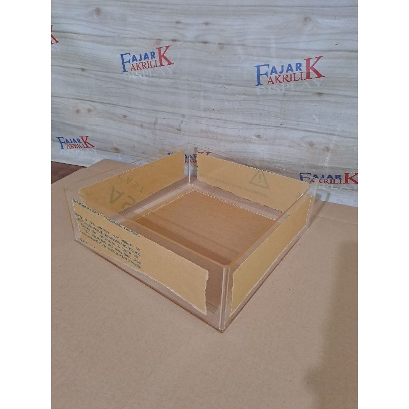 Kotak serbaguna 35x35x5cm
