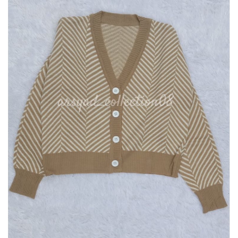 CARDIGAN RAJUT CROP BELLA FULL KANCING v-neck