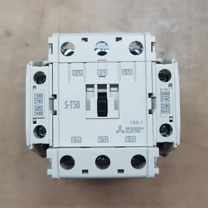 Mitsubishi Kontaktor - Contactor ST50