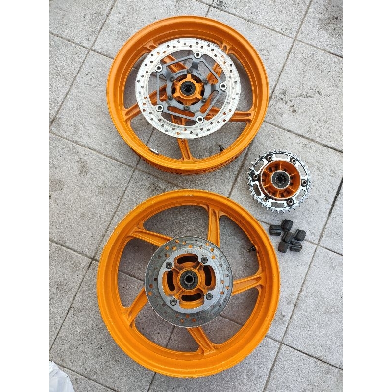 kaki-kaki limbah moge honda cbr 250 velg cbr 250r cbu thailand KYJ K33 roda depan belakang cbr 250 b