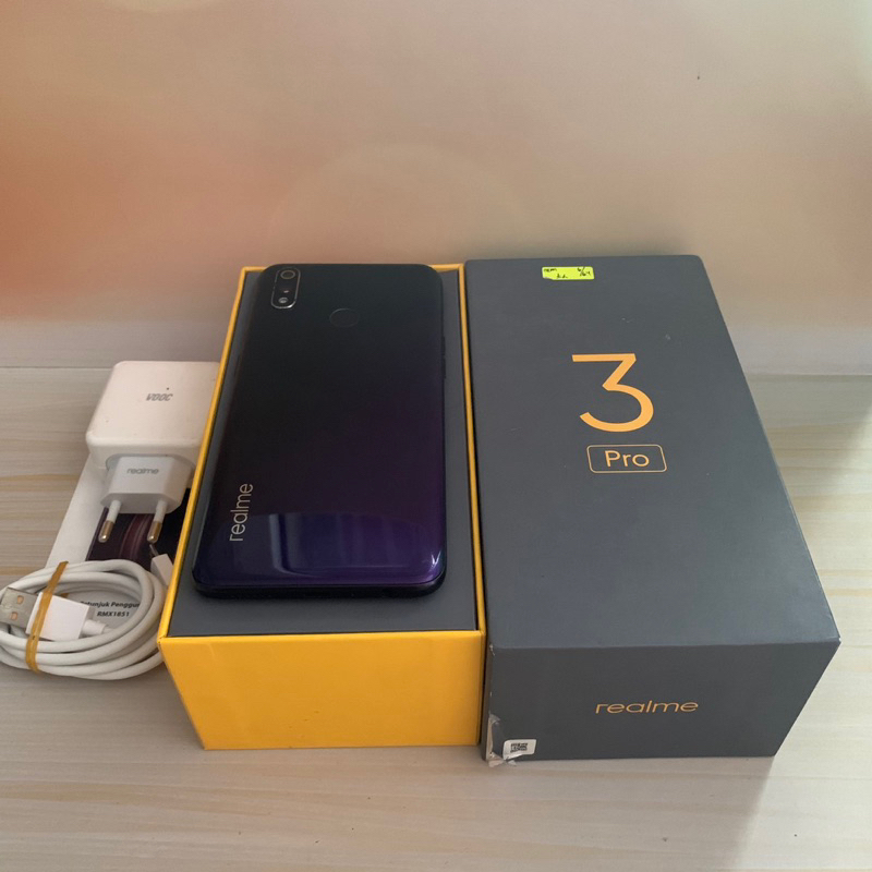 REALME 3 PRO ram 6GB 64GB Ungu Kilat Bekas - Fullset Resmi - second
