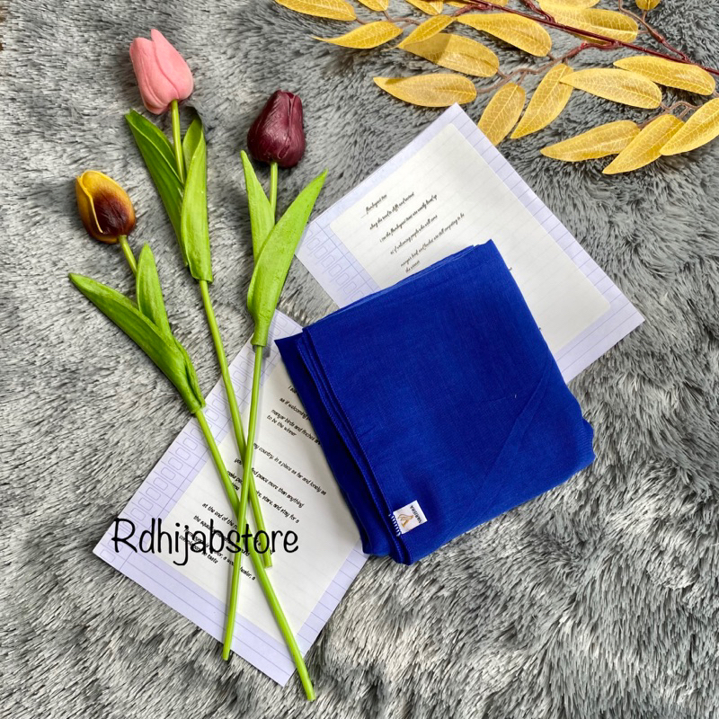 hijab segiempat paris / catton paris old | red rose | azara | varisha-Biru BCA