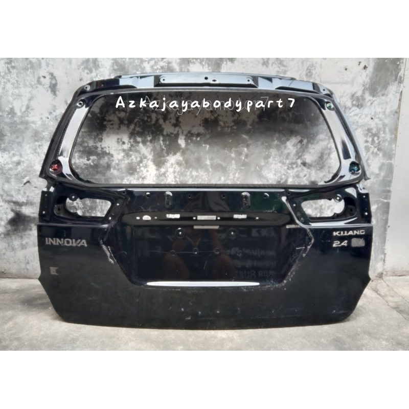 Pintu bagasi innova reborn venturer second
