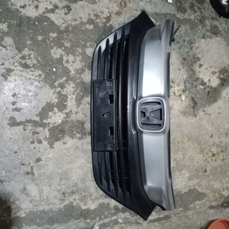 grill Honda hrv tahun 2019