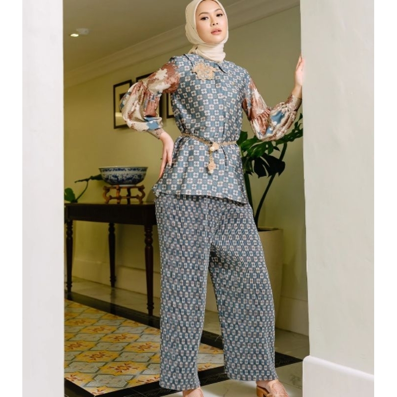 Wanodya blouse by Muda official