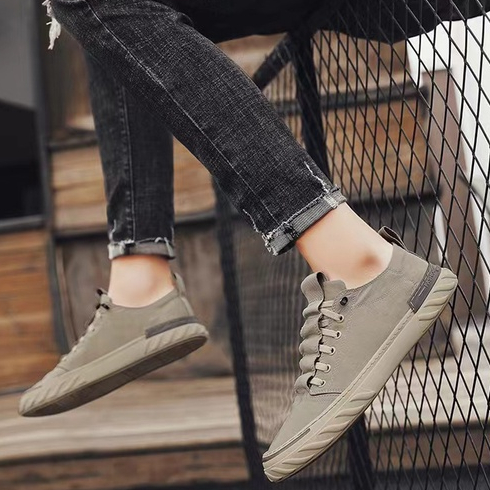 Highland Sepatu Pria Abu Sneakers Kasual Sepatu Santai Casual Kets Sekolah Kuliah Kerja MC109