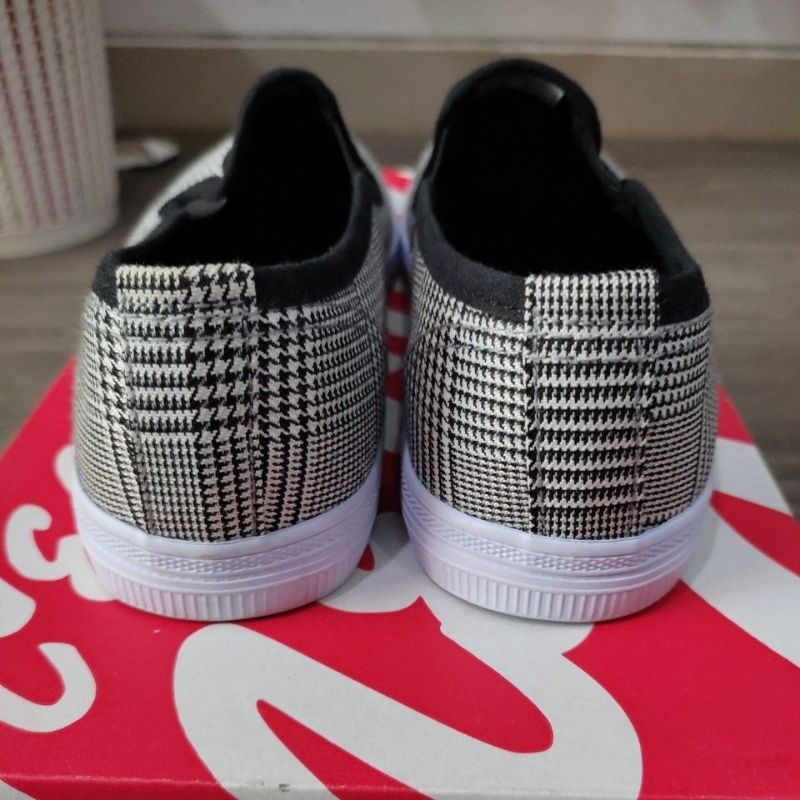 Sepatu American Eagle Gia 192557