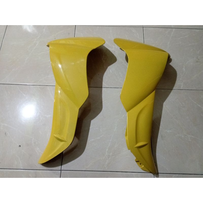 COVER SAYAP LUAR YAMAHA JUPITER Z OLD ZNEW /BUEX KUNING