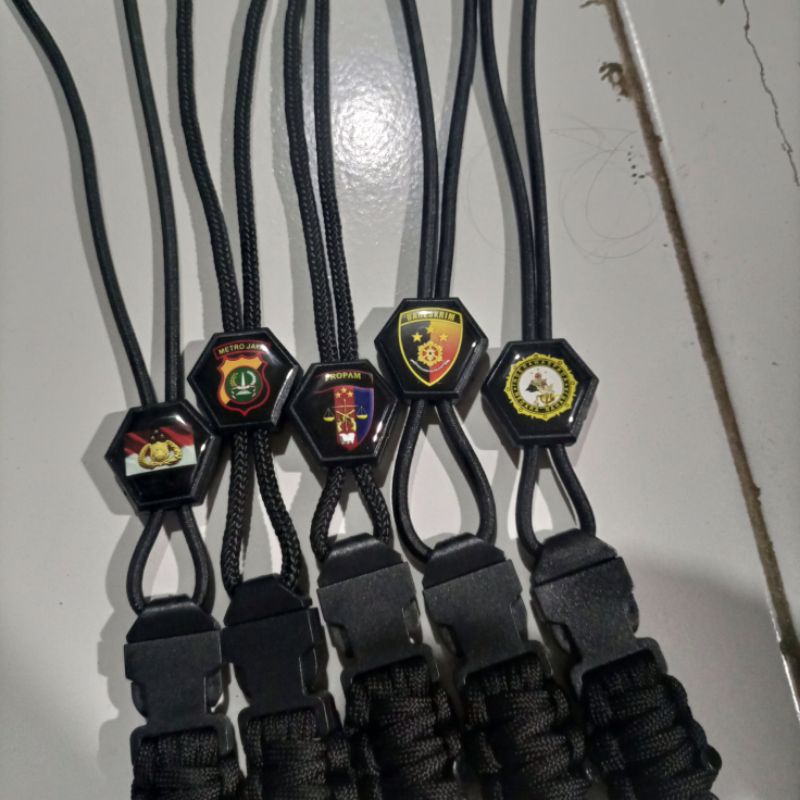 

Tali id card Lanyard paracord
