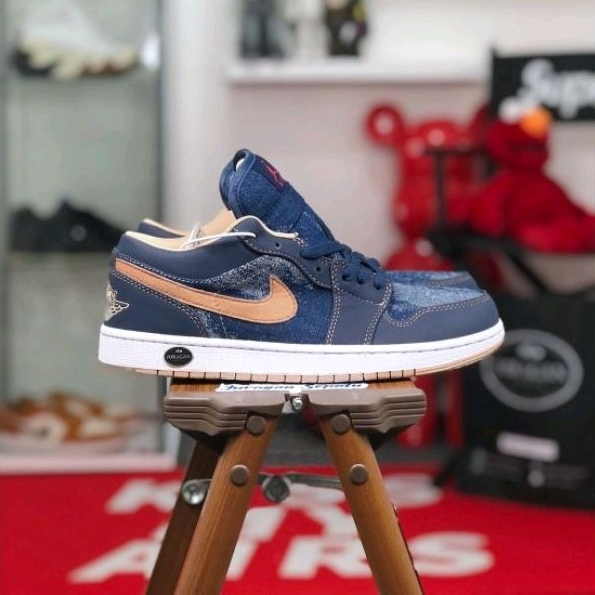 Nike Air Jordan 1 Low SE &quot;Denim&quot;