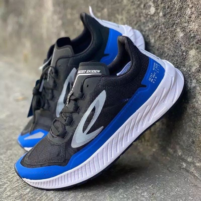Sepatu Running 910 Nineten Geist Ekiden Original size 42 Only