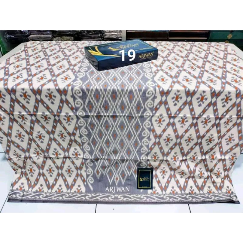 sarung arjwan kwg