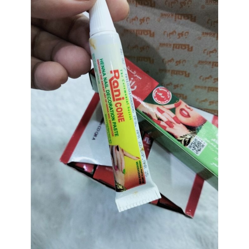 Henna kuku / Henna tube / Henna &quot; Rani cone &quot;