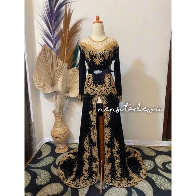 Kebaya Bludru Pengantin, Look Modern &amp; Elegan - M2