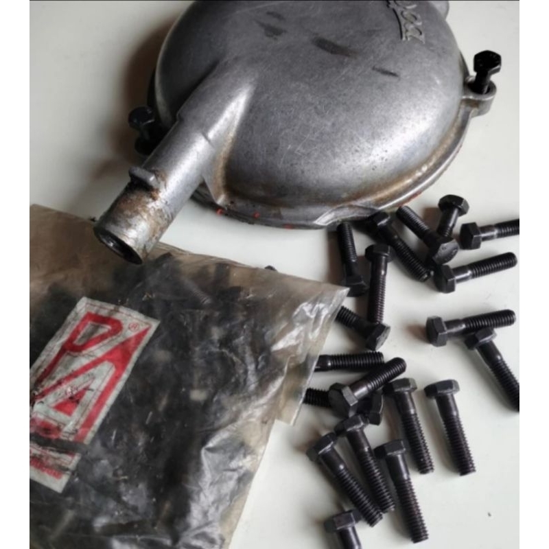 Baut Tutup Kopling Vespa