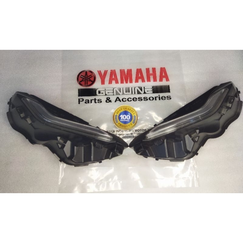 mika lampu alis senja depan R15 v4 YZF R15 v4 original 1SET