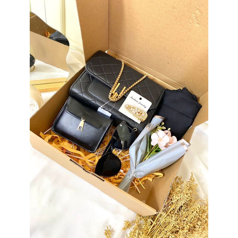 

PAKET HAMPERS RAGULAR TERMURAH, BESTSELLER