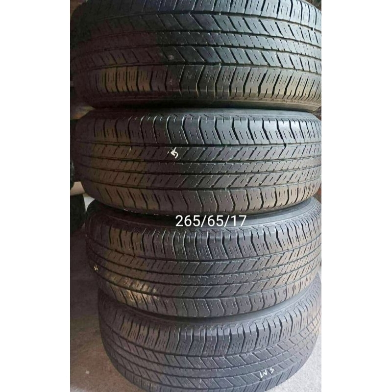 Ban Mobil Second Ring 17 Ukuran 265/65 R17 Merek Bridgestone Mobil Fortuner